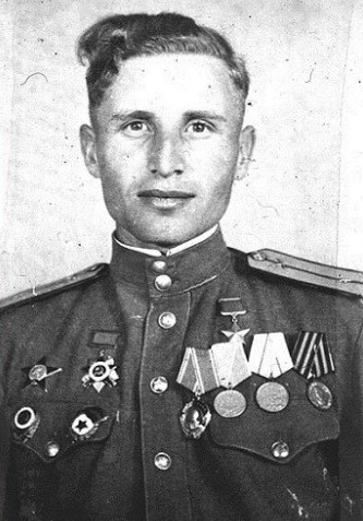 14 Иван Павлов после войны.jpg