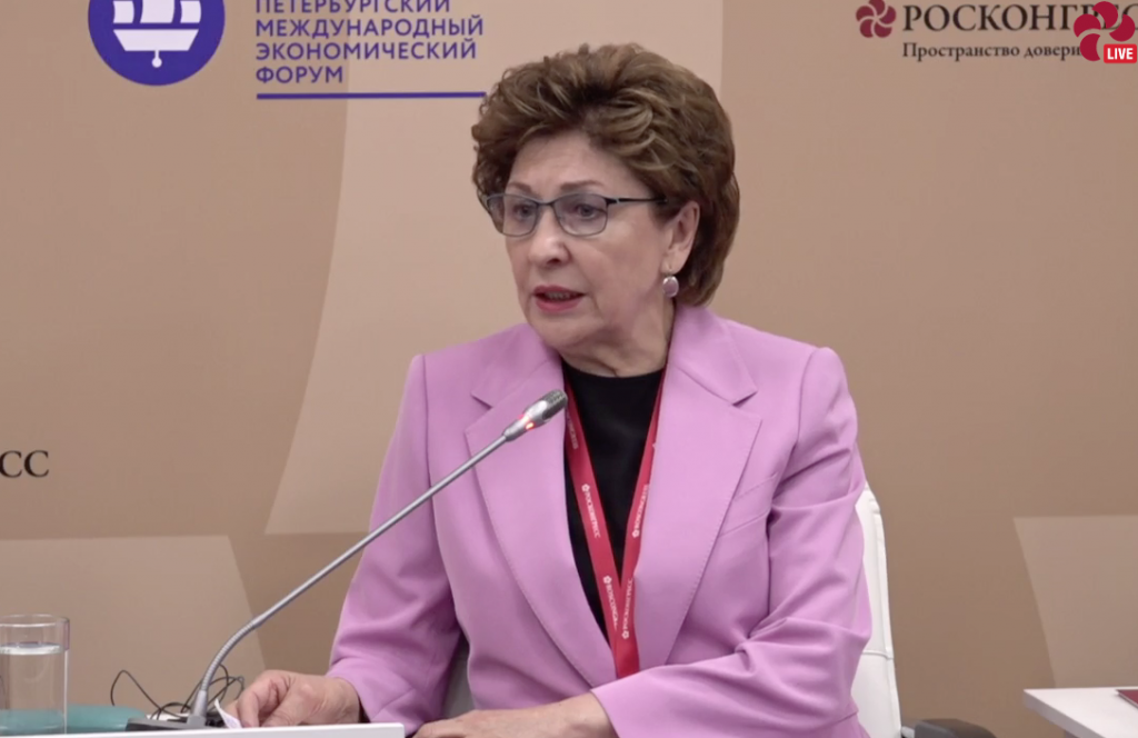 Галина Карелова.png