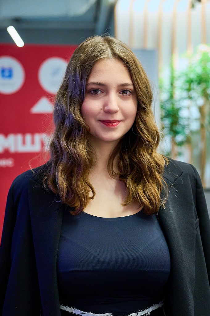 Мишель Тамразова.jpg Мишель Тамразова.jpg