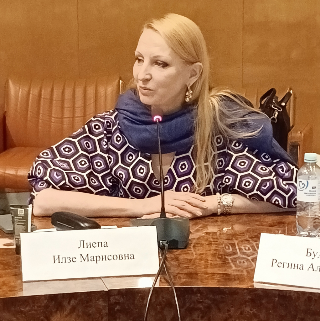 Лиепа Илзе 058.jpg Лиепа Илзе 058.jpg