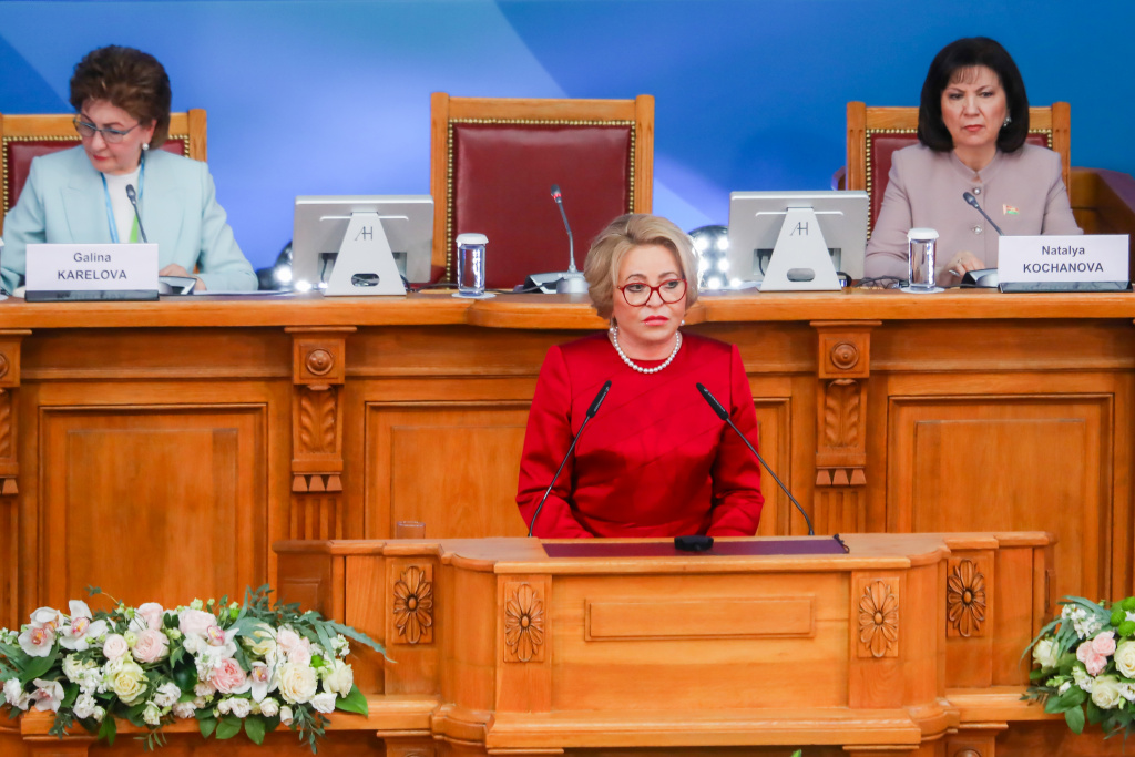 Матвиенко, Карелова, Кочанова.jpeg
