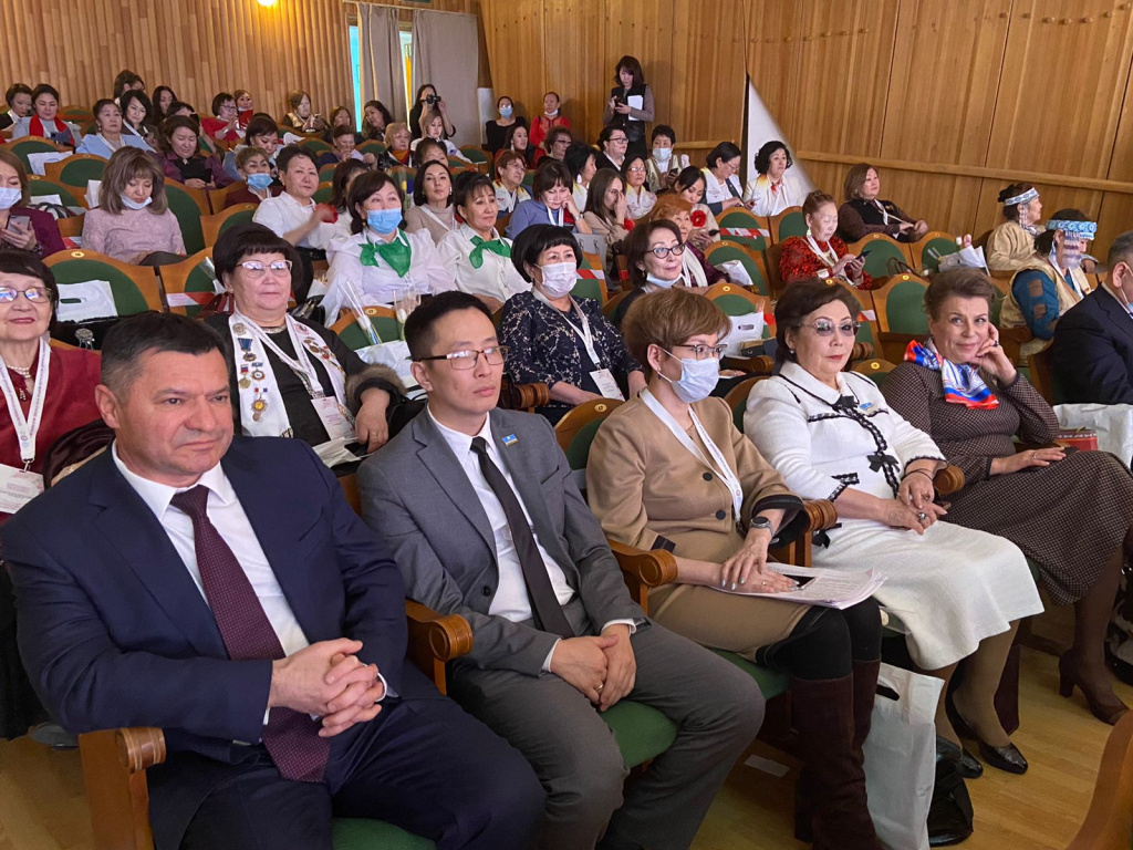 _председ правительства и ИВ.jpg
