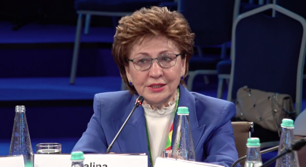 Галина Карелова.png Галина Карелова.png