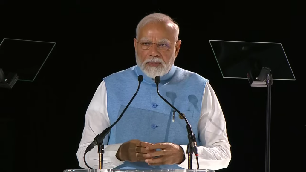 Индия Моди еще вариант.png Индия Моди еще вариант.png