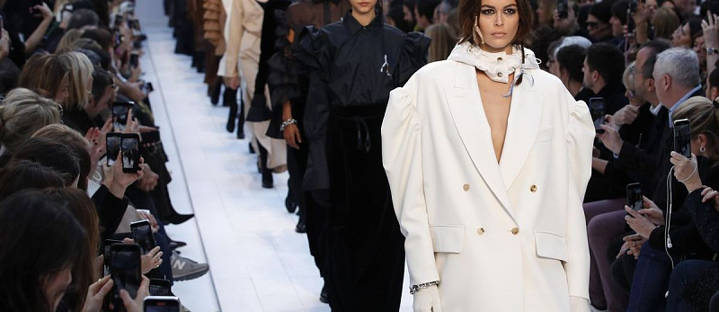 fashion-trend-coat-fall-2020-winter-2021.jpg