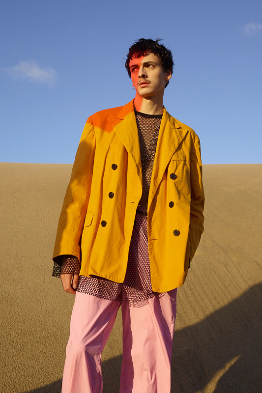 00040_dries_van_noten_rtw_spring_2021_credit_viviane_sassen_60362c8f93bdd.jpeg