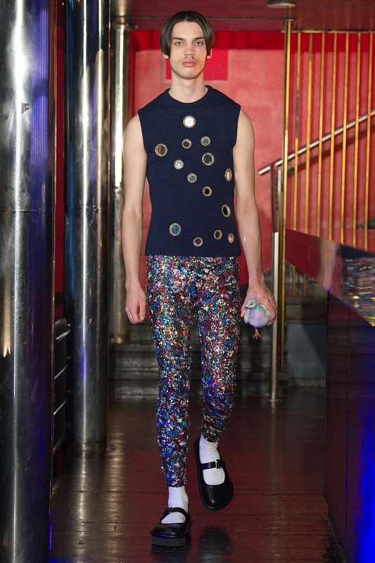 00046_JW_ANDERSON_Milan_Menswear_Fall_2022_Credit_Brand.jpg