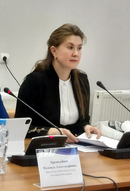 Ахмадиева.jpg